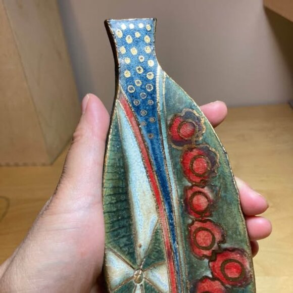 Pottery Leaf Shape Trinket Catch All Dish - Picture 7 of 7